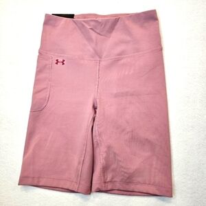 Under Armour Women's Pink Biker Shorts Size Small